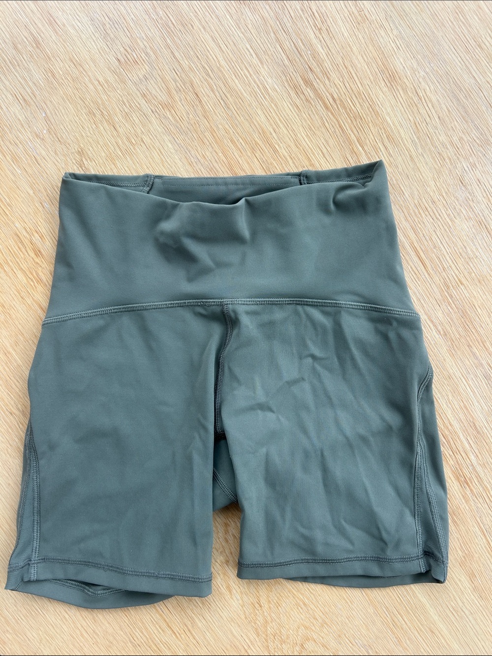 LULULEMON SIZE 4 High-Waist Olive Green Women’s Workout Shorts